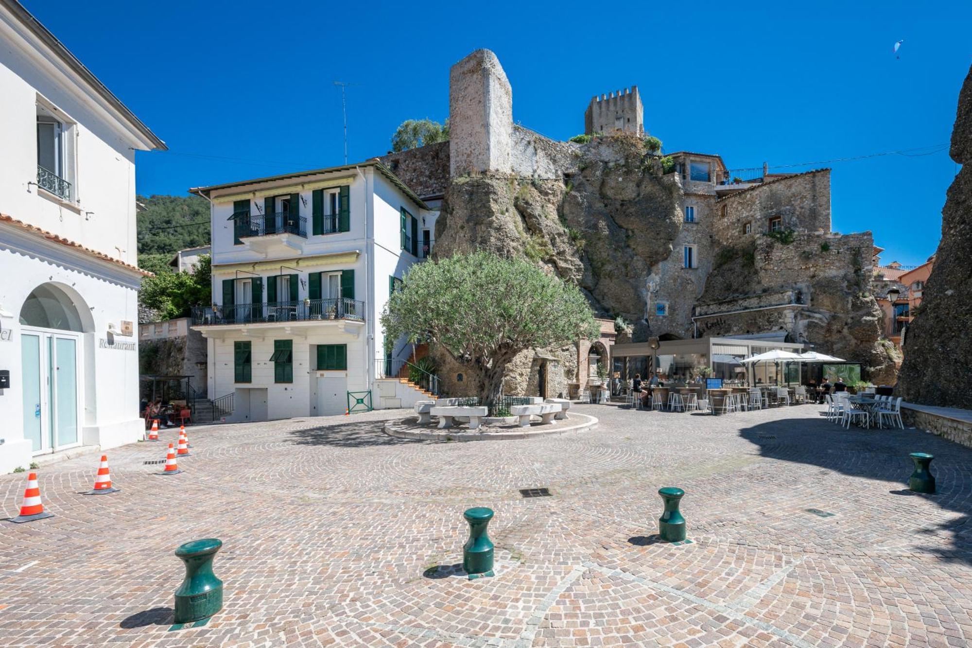 Le Coq Grimaldi - Wifi - Air Conditioning - Quiet Roccabruna Esterno foto